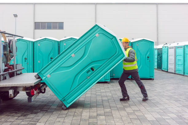 Best Porta potty delivery and setup  in Markle, IN